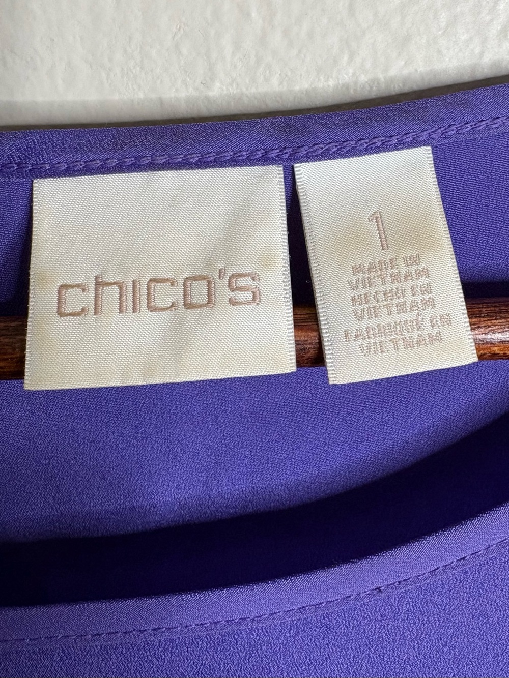 Chico’s Size 1 Purple Mixed Media Hi Low Top Button Sleeve Casual Tunic Classic - Picture 3 of 12